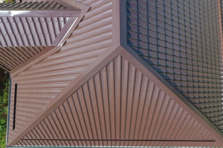 Metal Roof Vs. Shingles: Which Material Works Better In Florida?